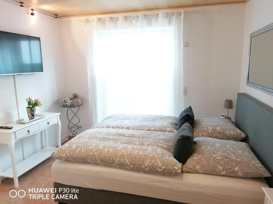 Apartamento Haus Jaeger Ruheoase Im Gruenen Lohfelden Exterior foto